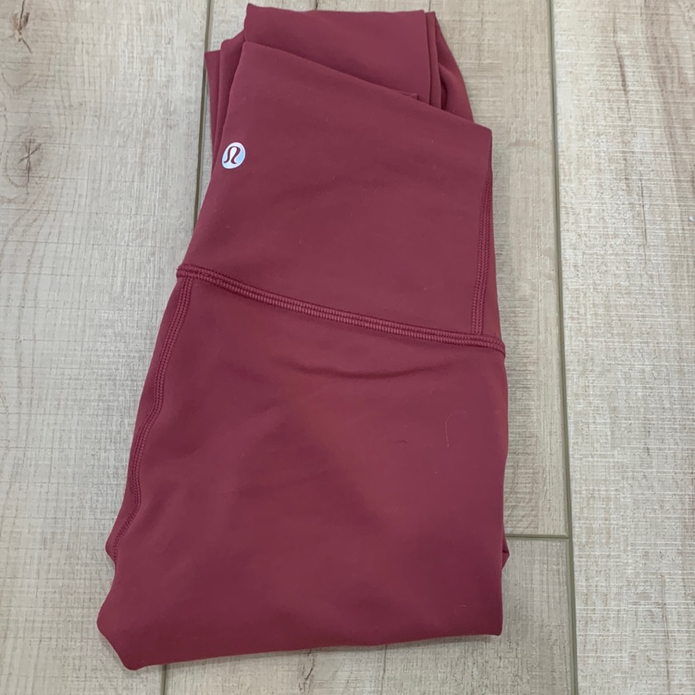 Lululemon wunder trains